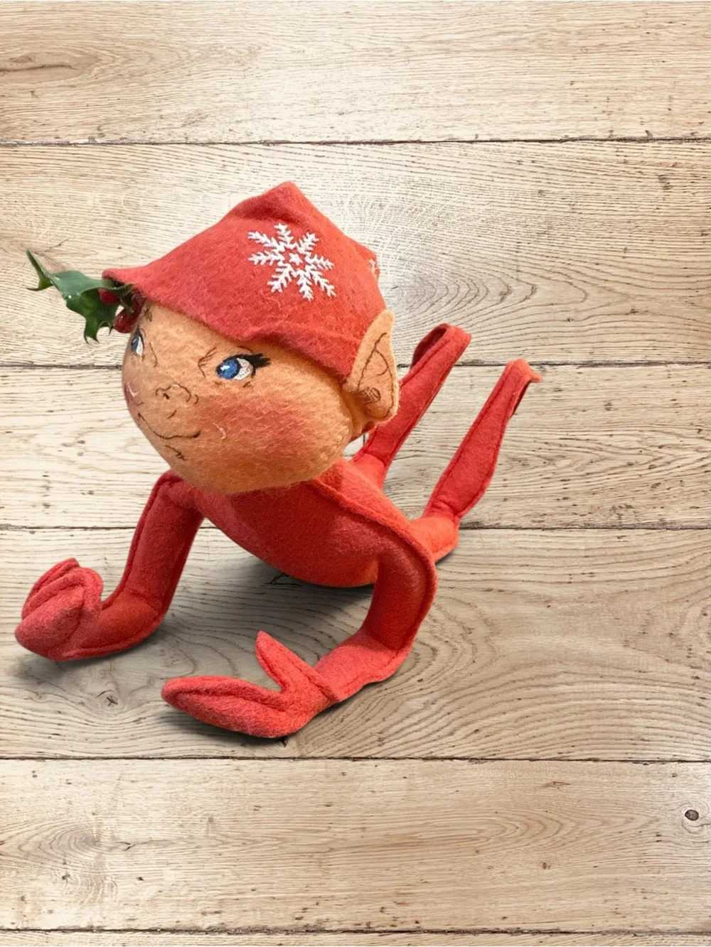 Vintage Annalee Mobilitee Red Snowflake Christmas Elf Pixie Doll 6”